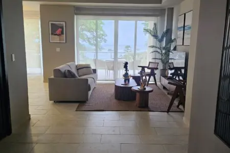 92c5a123 eee9 4ce2 8347 5c47f9f89f17