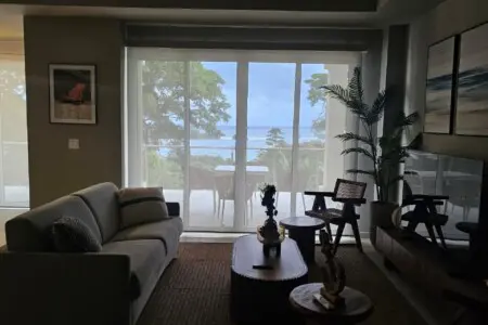 96e6184b e7ed 40fc a8f8 4b0d891ee855