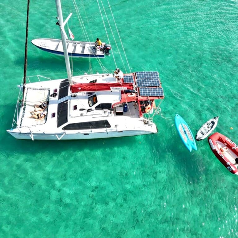 Red Frog Catamaran | Resort Access | Panama Island Vacations