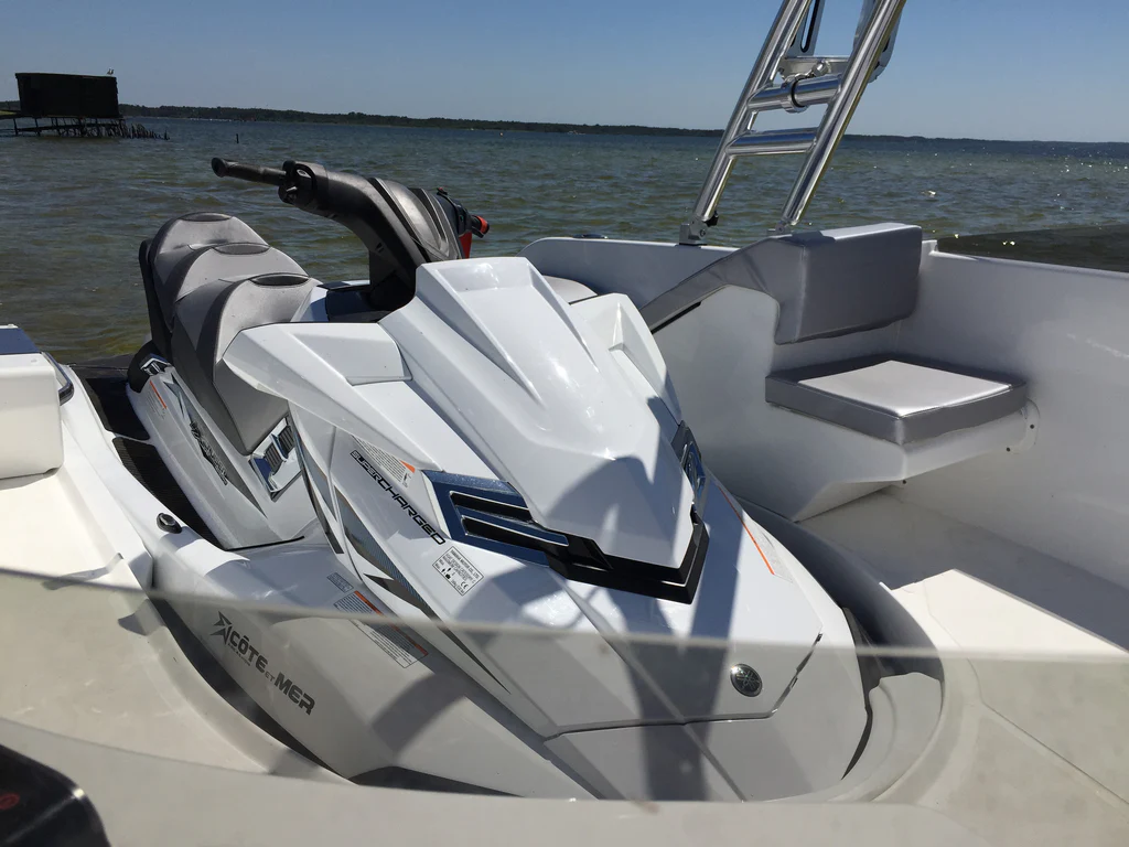 Jet Ski Boat